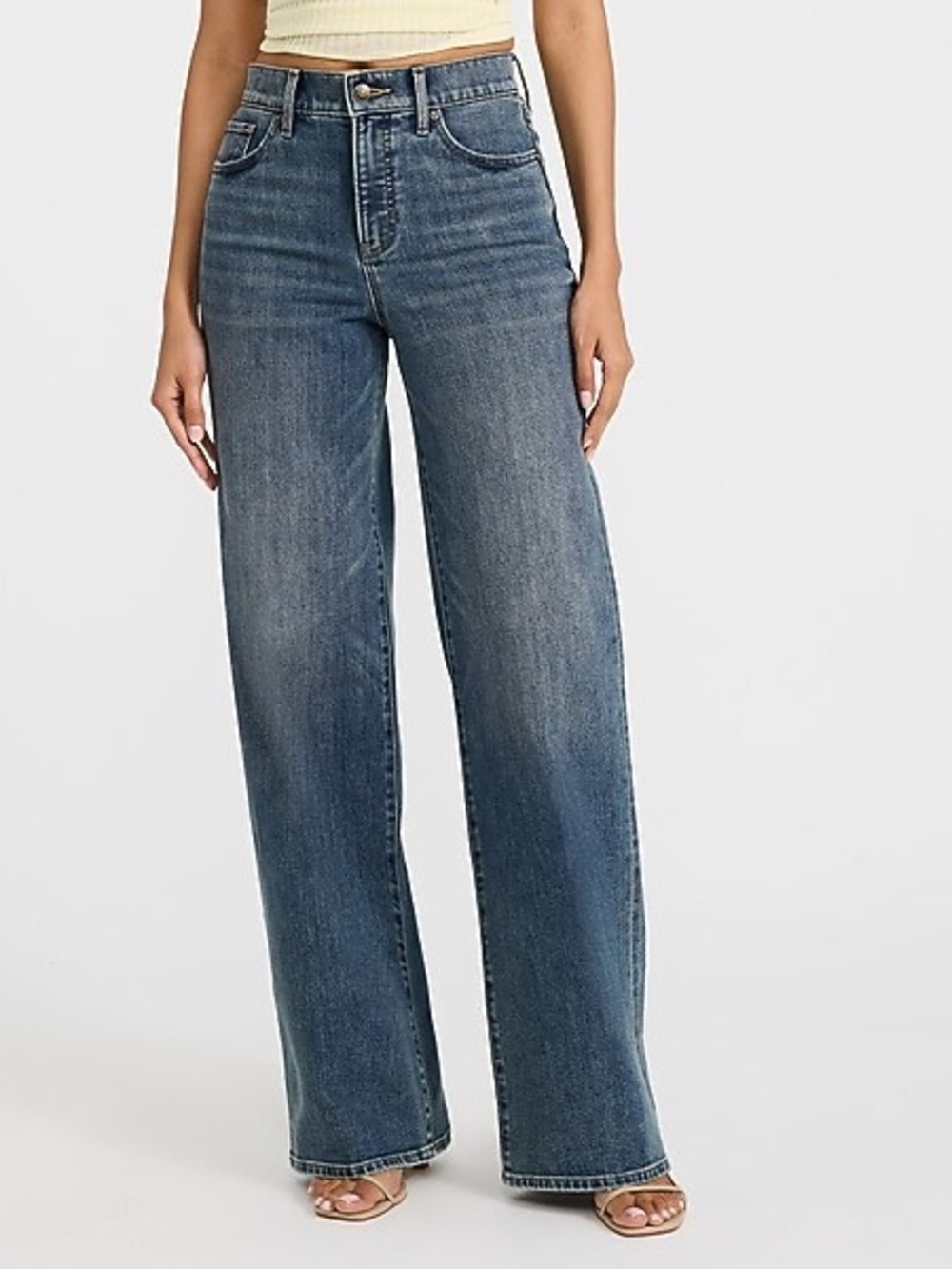 NWT Express High Waisted Dark Wash Wide Leg Jeans Size 6R